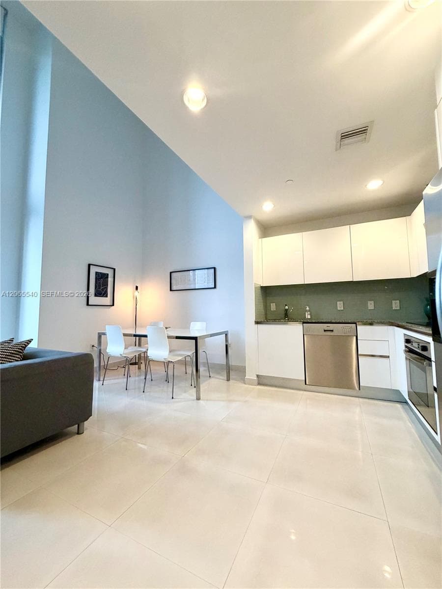 1050 Brickell Ave # 206, Miami, FL 33131 photo 5