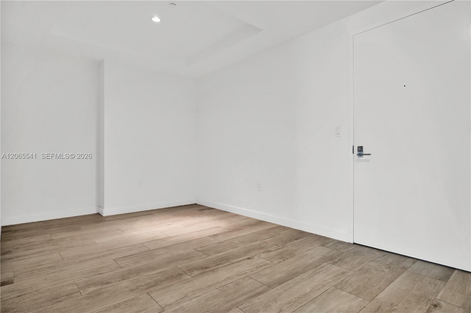 55 SW 9th St # 3504, Miami, FL 33130 photo 5