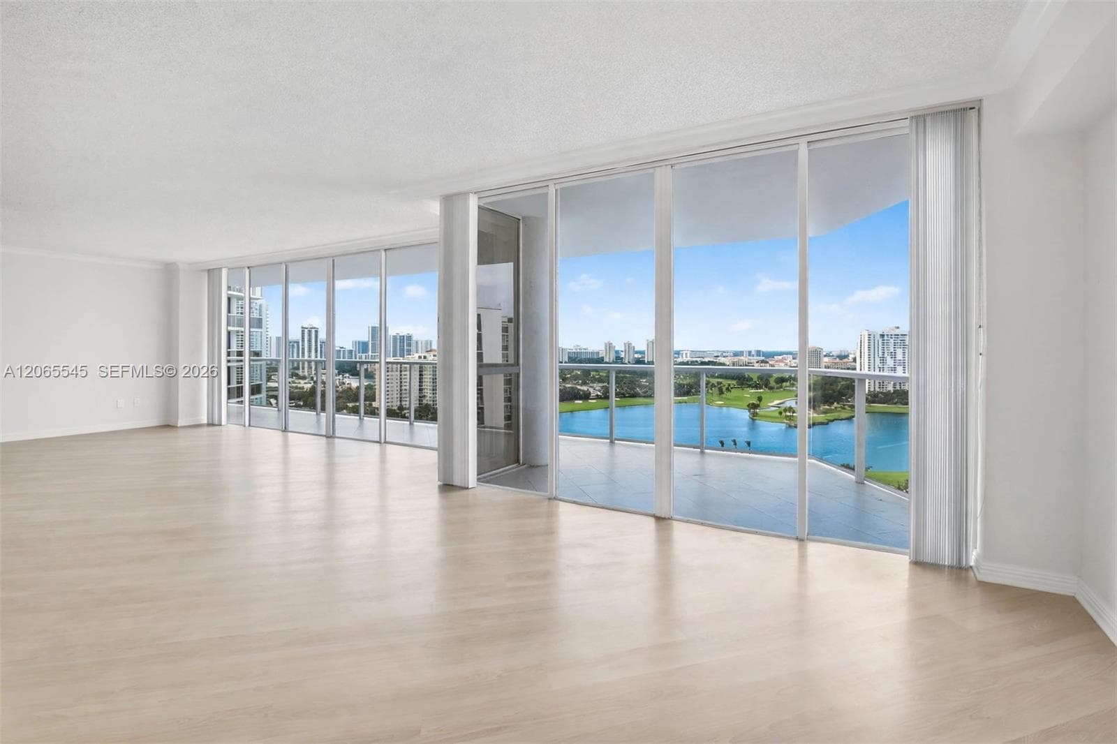 20281 E Country Club Dr # 1801, Aventura, FL 33180 photo 2