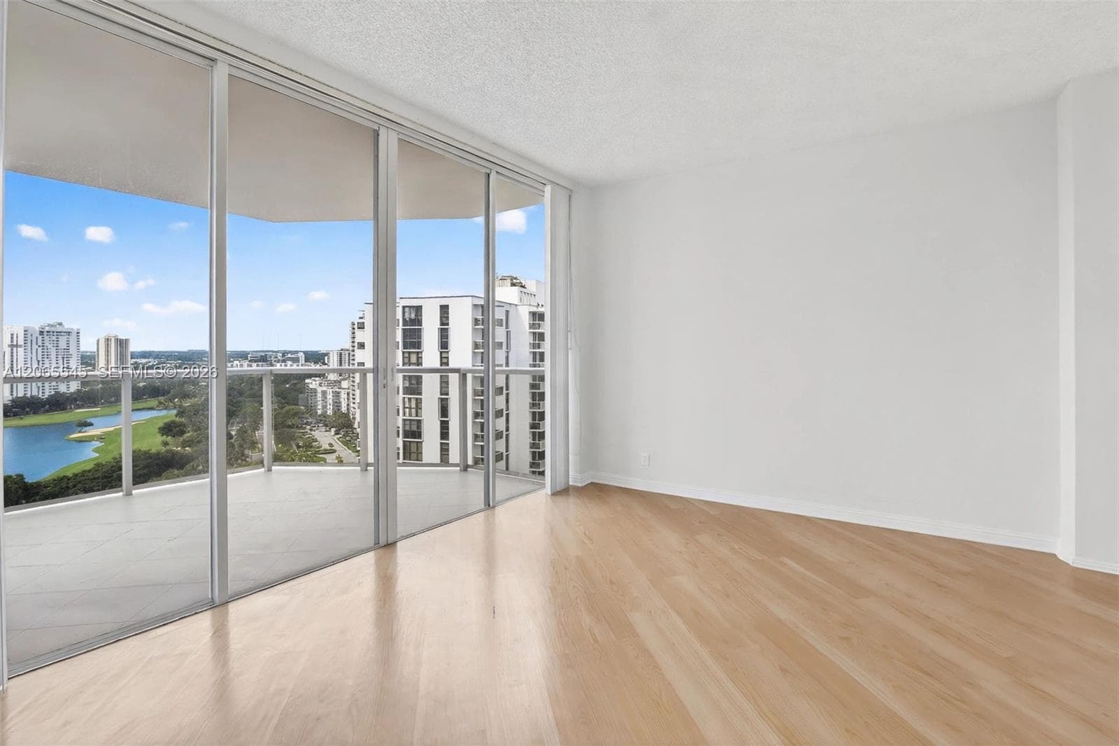 20281 E Country Club Dr # 1801, Aventura, FL 33180 photo 3