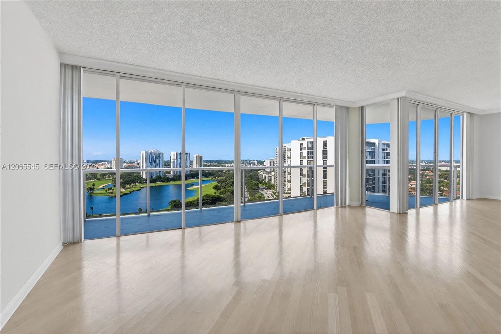 20281 E Country Club Dr # 1801, Aventura, FL 33180