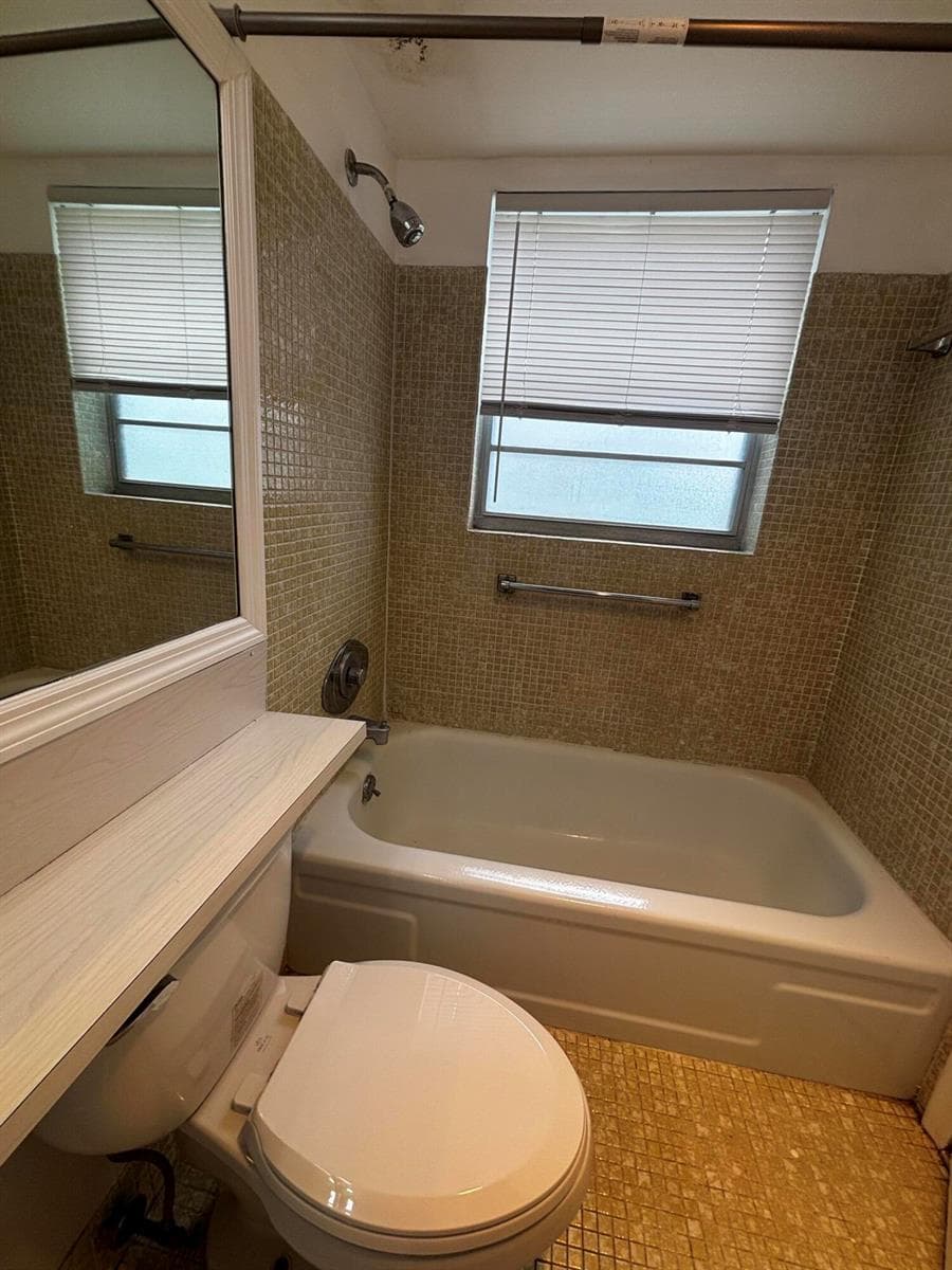 353 SHEFFIELD O, West Palm Beach, FL 33417 photo 5