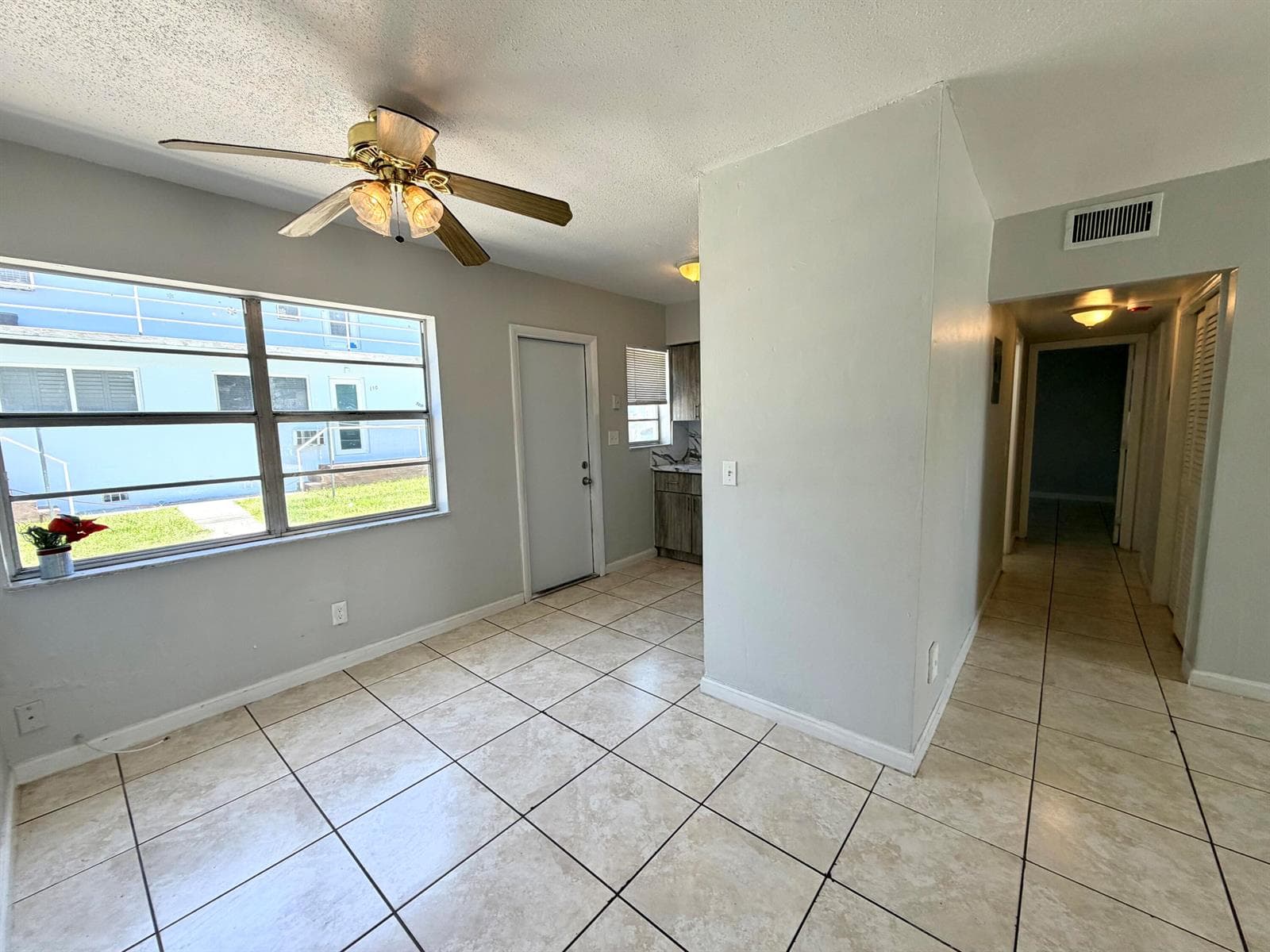 915 NE 8th Street # 104, Hallandale Beach, FL 33009 photo 3