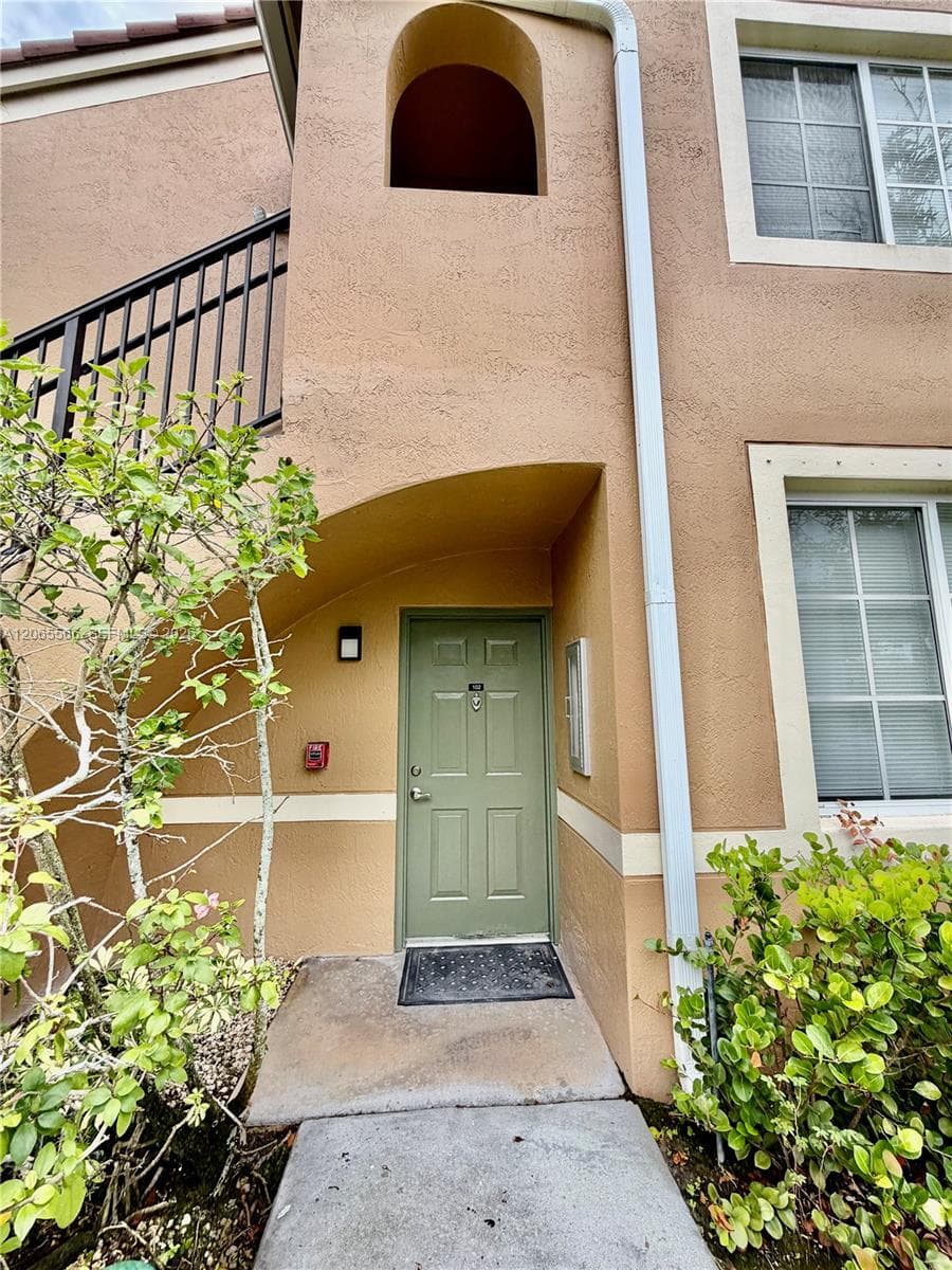 8010 N Nob Hill Rd # 102, Tamarac, FL 33321 photo 3