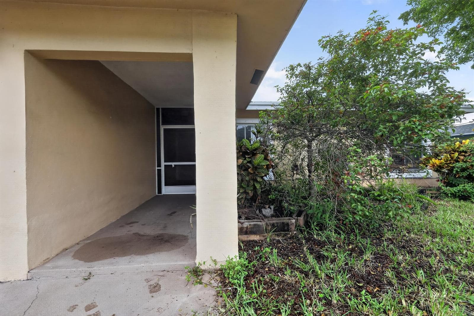 8208 NW 75TH Avenue, Tamarac, FL 33321 photo 5