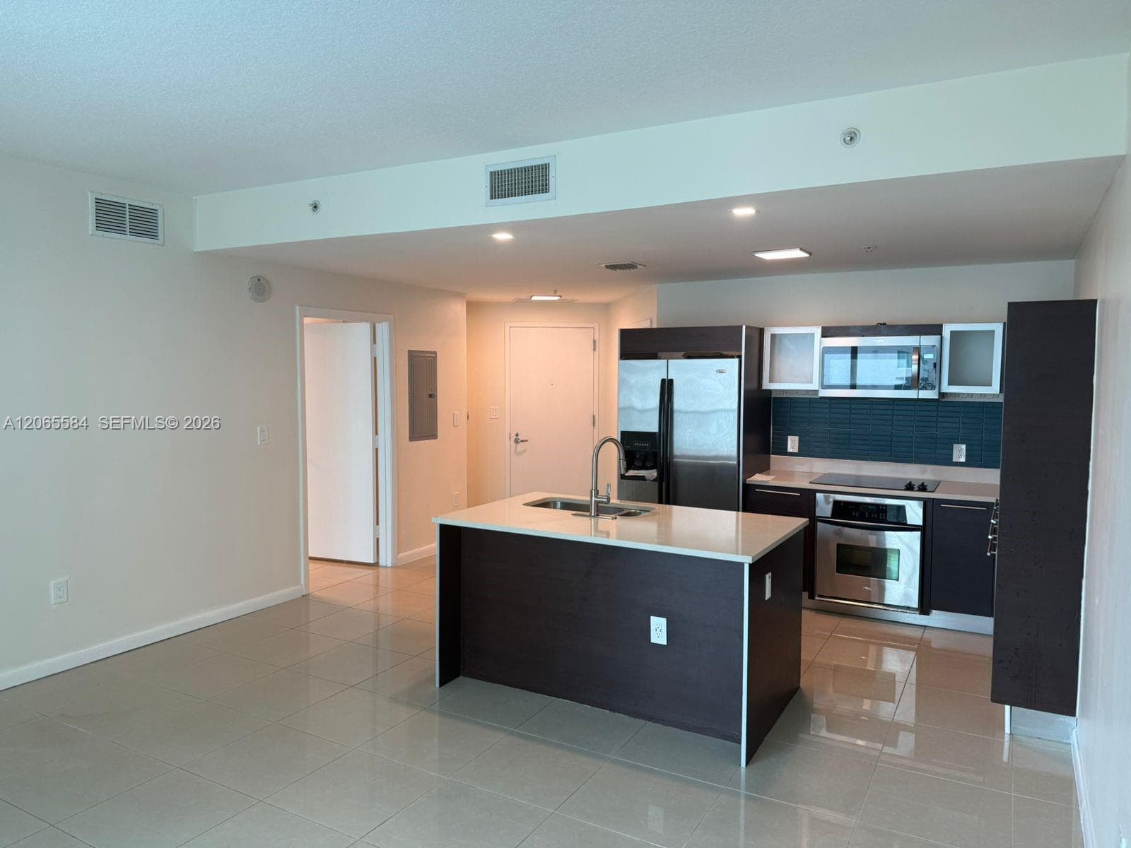 1900 N Bayshore Dr # 1707, Miami, FL 33132 photo 3