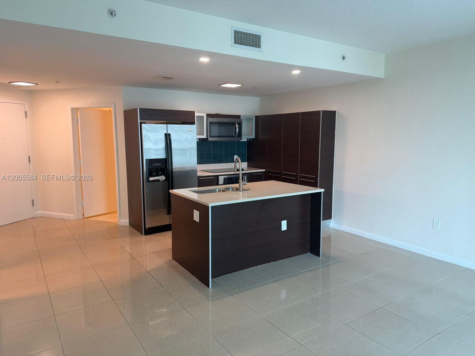 1900 N Bayshore Dr # 1707, Miami, FL 33132