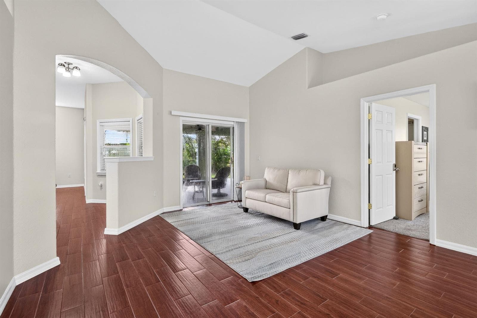 3913 58TH Circle, Vero Beach, FL 32966 photo 4