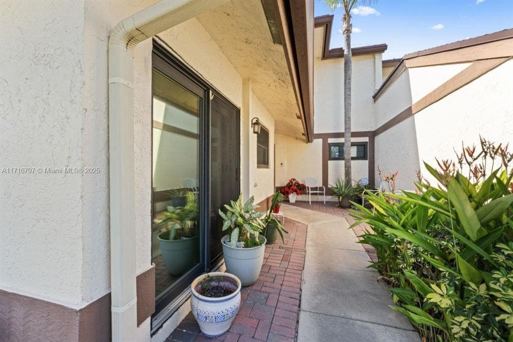 20929 BOCA RIDGE Drive W, Boca Raton, FL 33428 photo 3
