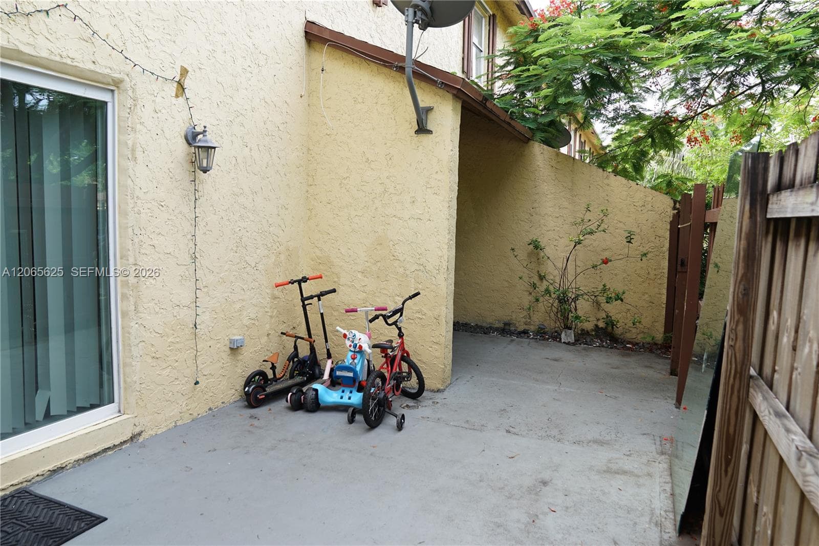 4332 NW 3rd Terrace, Deerfield Beach, FL 33064 photo 3