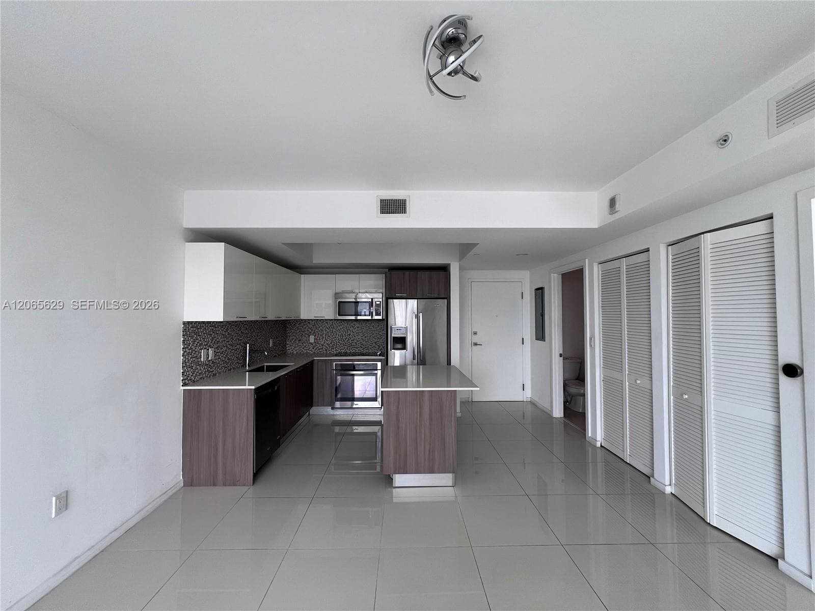 5300 Paseo Blvd # 1807, Doral, FL 33166 photo 5