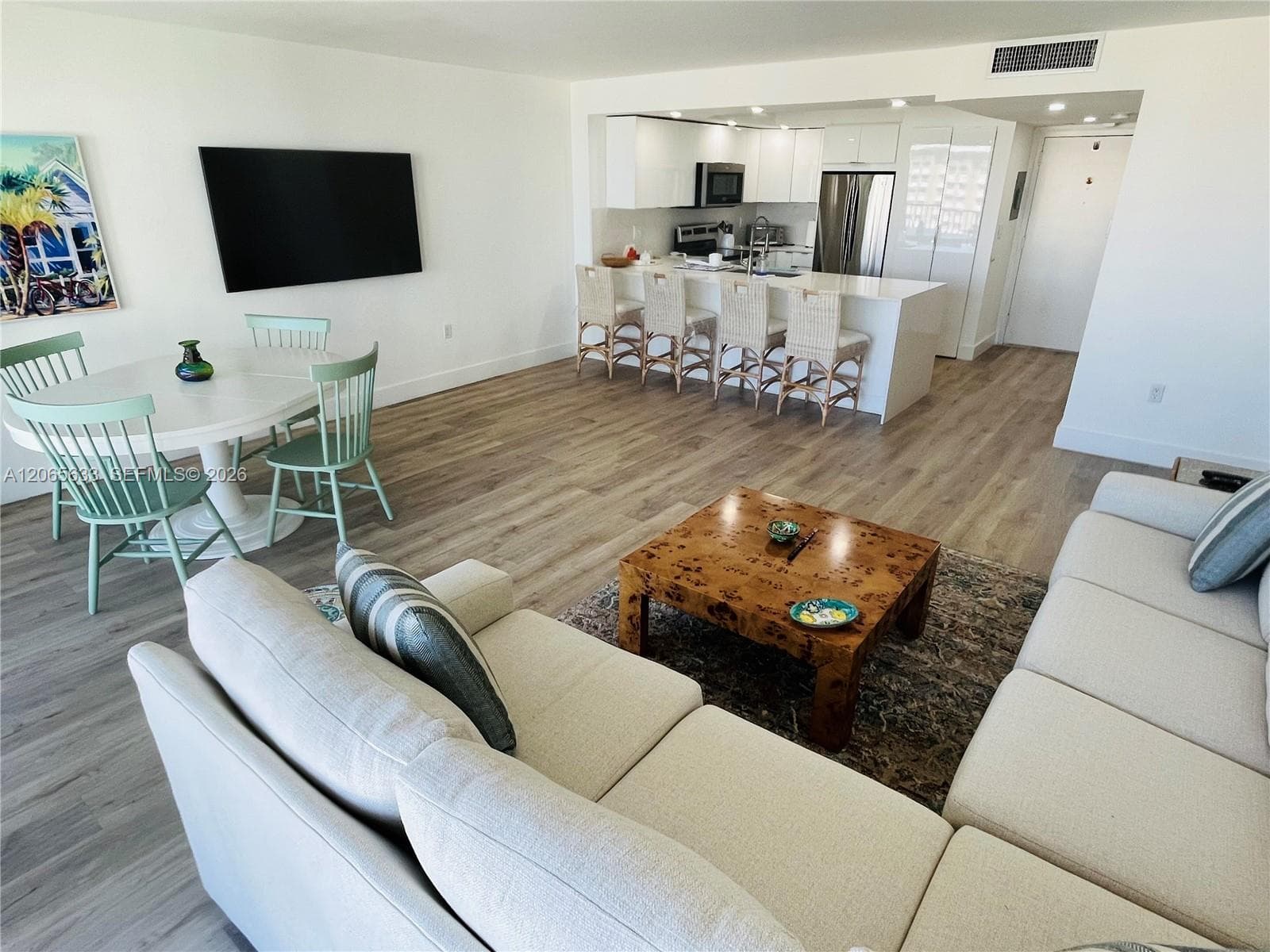 1450 Brickell Bay Dr # 1414, Miami, FL 33131 photo 5