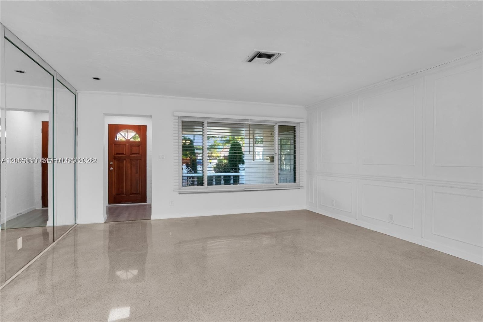 617 NE 2nd Pl, Dania Beach, FL 33004 photo 3