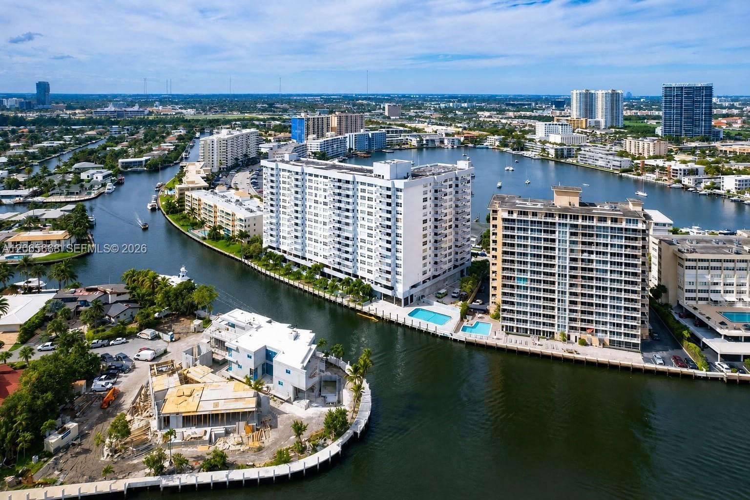 137 Golden Isles Dr # 912, Hallandale Beach, FL 33009 photo 2