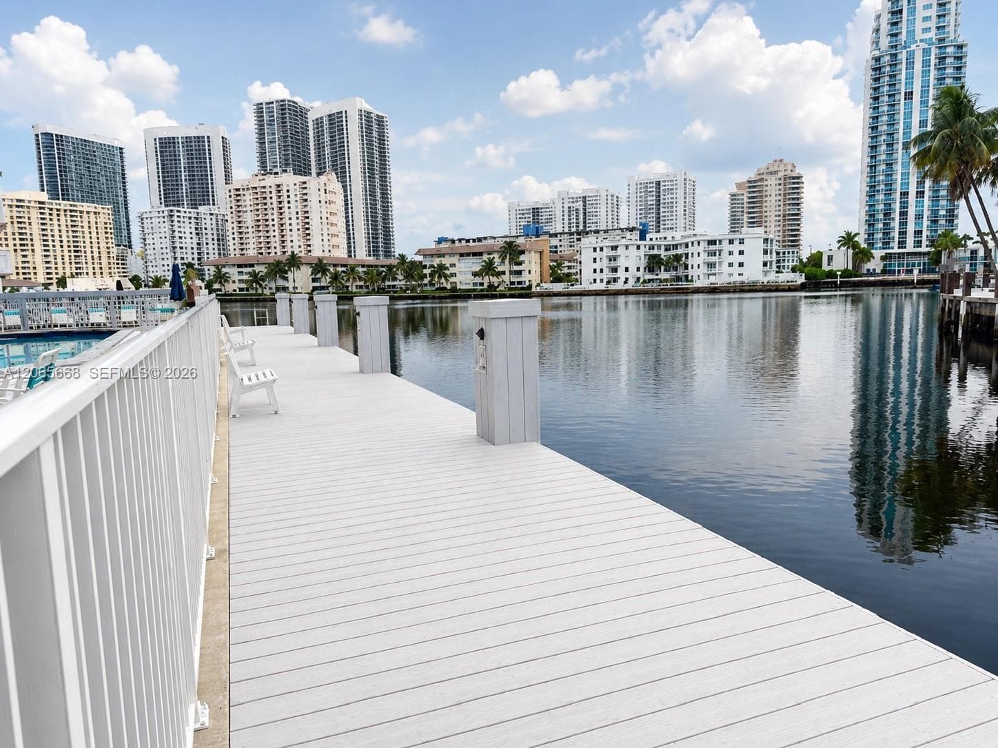137 Golden Isles Dr # 912, Hallandale Beach, FL 33009 photo 4