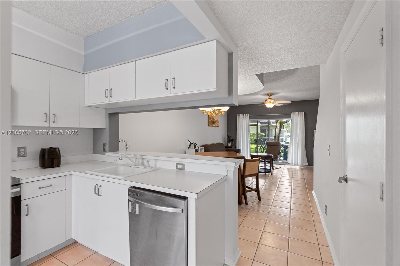 38 Truman Dr, Weston, FL 33326 photo 3