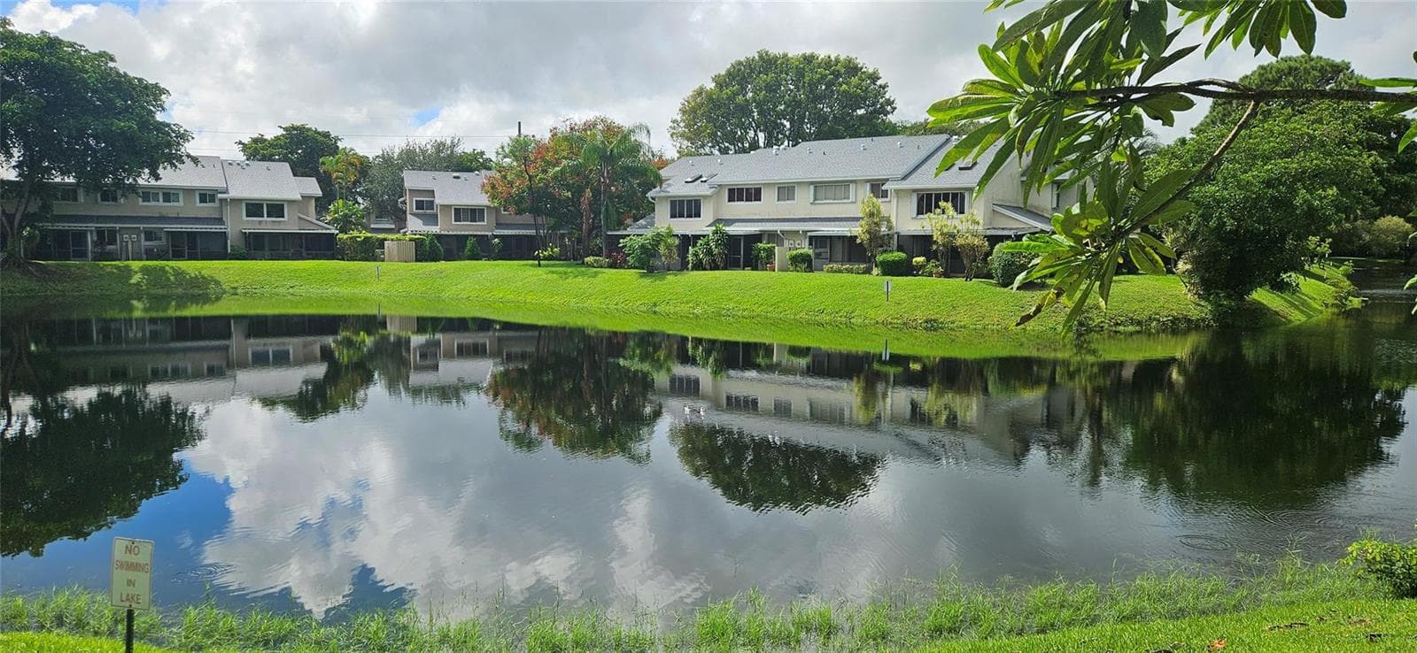 2262 Discovery Circle, Deerfield Beach, FL 33442 photo 4
