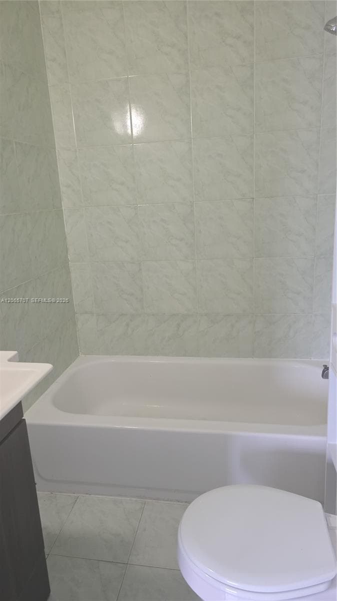 359 W 12th St # 3, Hialeah, FL 33010 photo 4