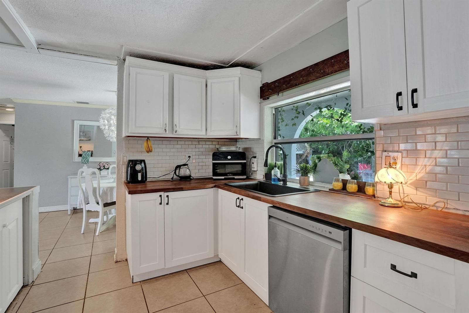 2161 NW 84TH Way, Sunrise, FL 33322 photo 5