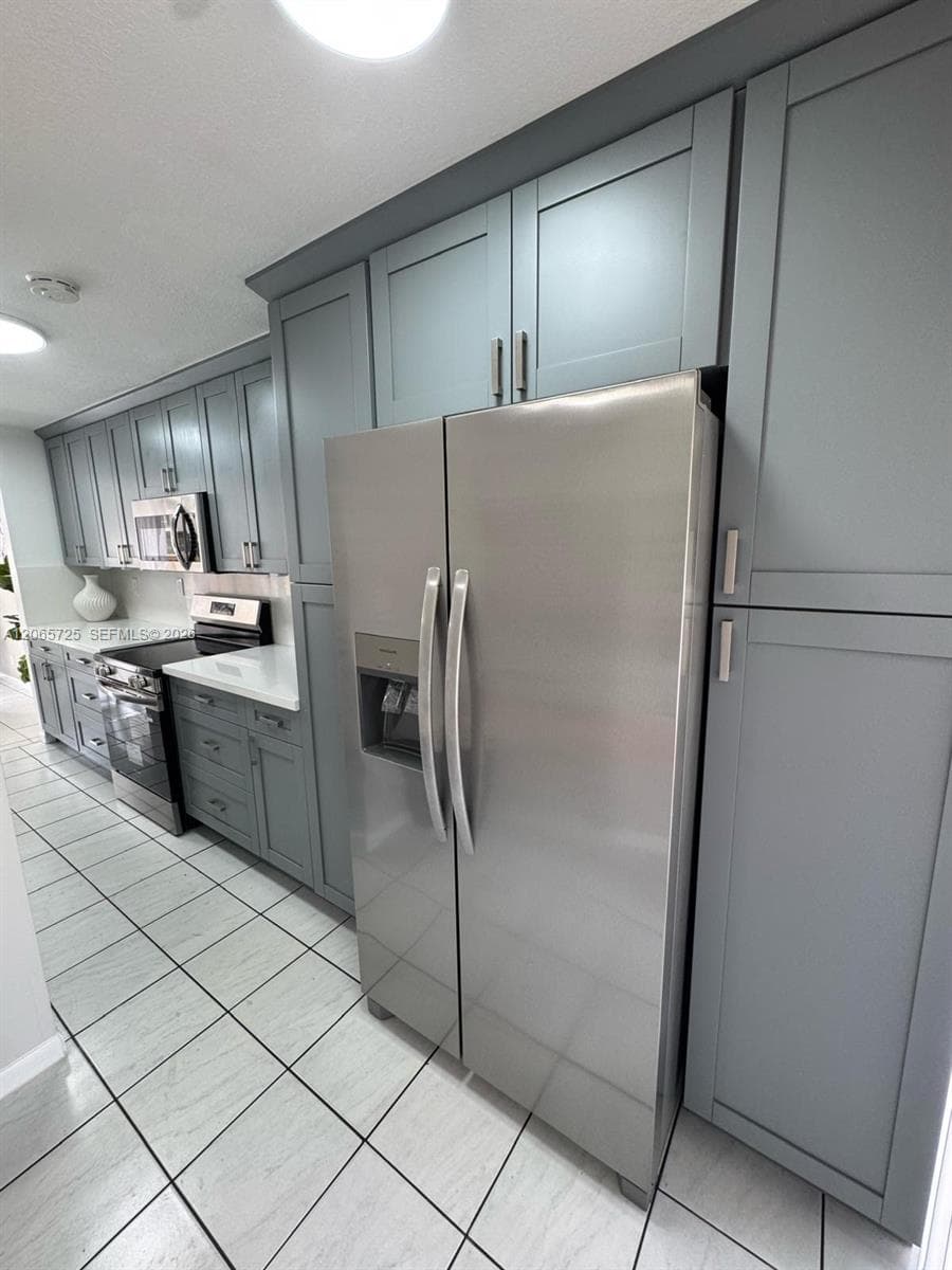 832 NW 81st Way # 9, Plantation, FL 33324 photo 3