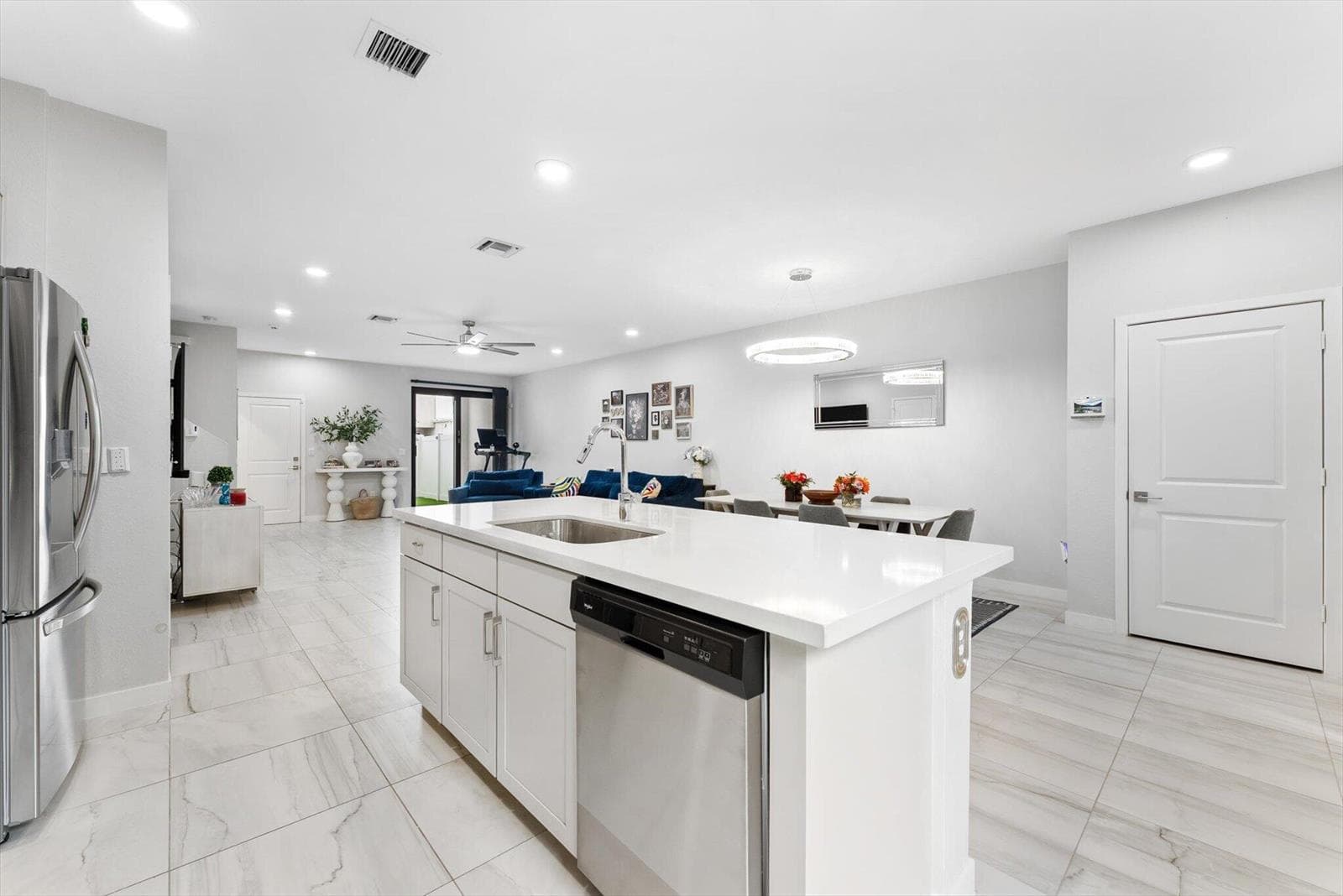 405 NW 17th Street, Fort Lauderdale, FL 33311 photo 4