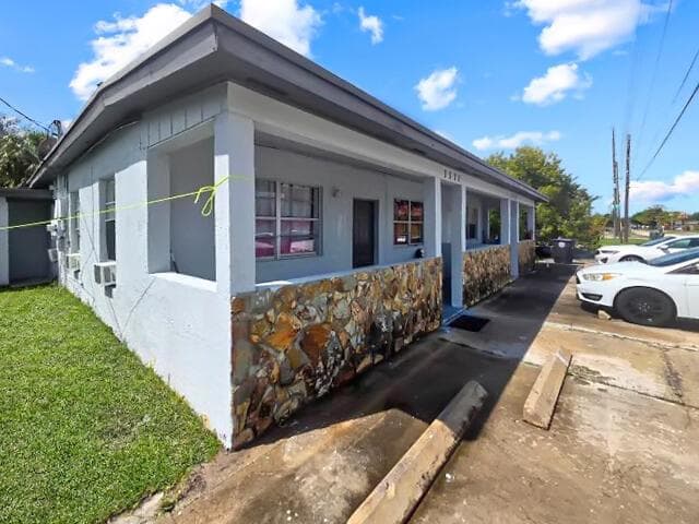 1111 N 21ST Street, Fort Pierce, FL 34950 photo 2