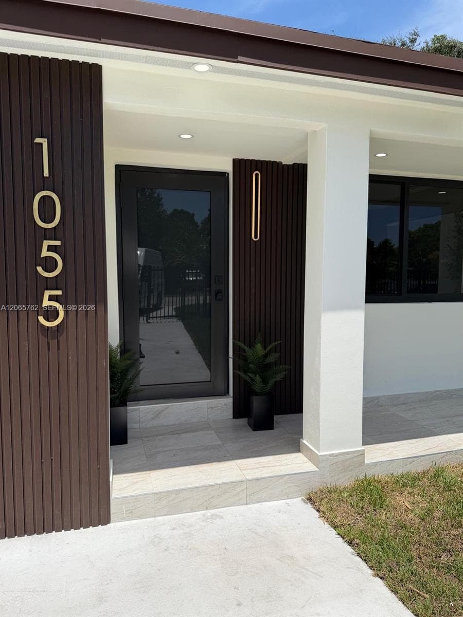 1055 NW 143rd St, Miami, FL 33168 photo 3