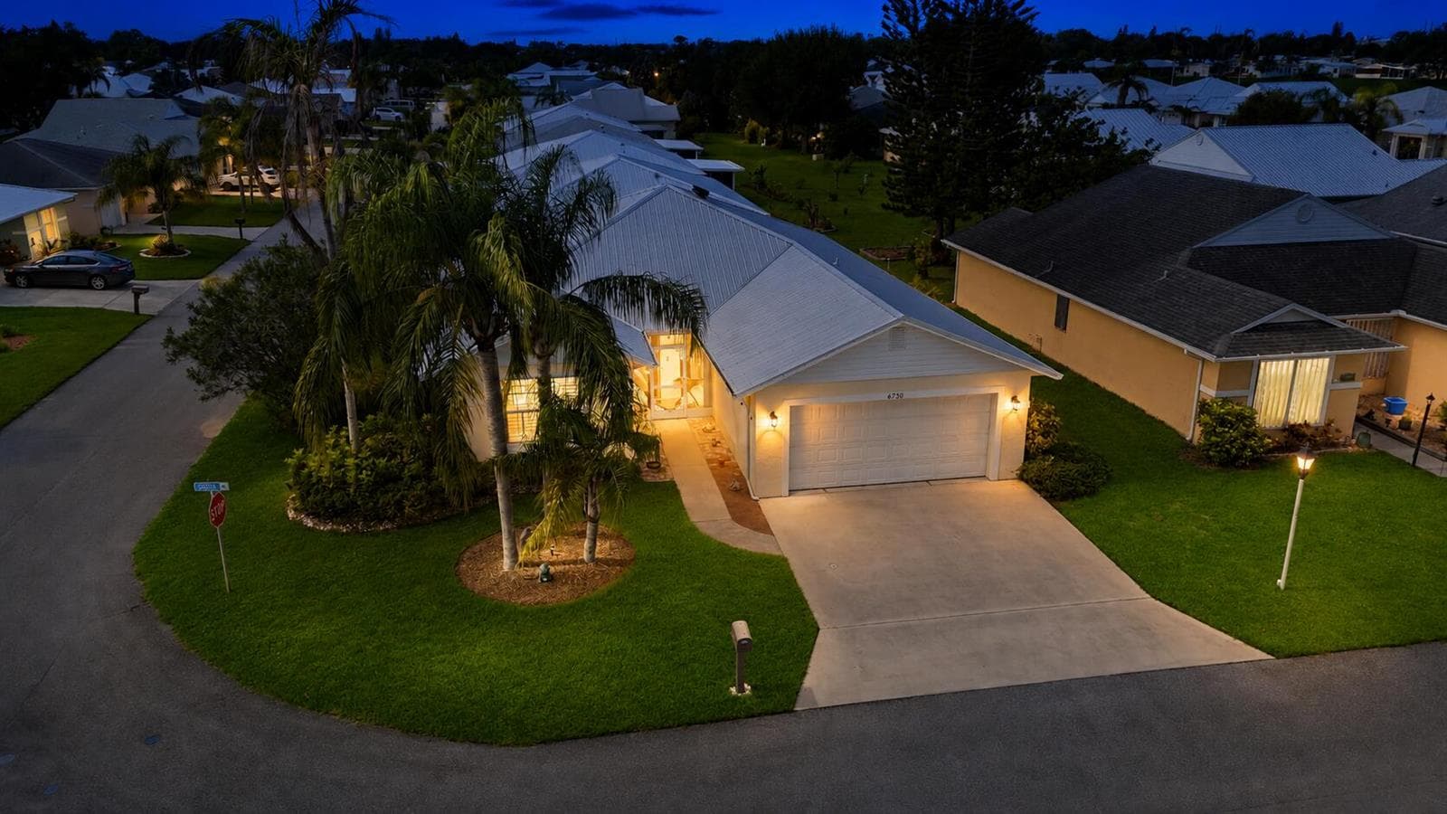 6730 Gaviota, Fort Pierce, FL 34951 photo 2