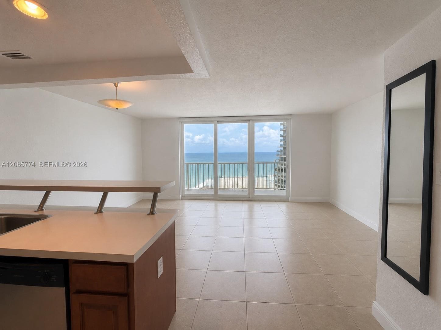 5401 Collins Ave # 832, Miami Beach, FL 33140 photo 4