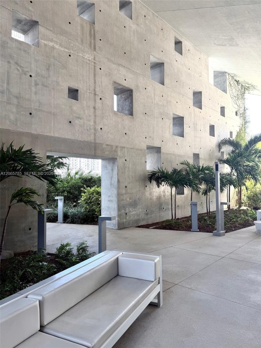 88 SW 7th St # 1908, Miami, FL 33130 photo 5