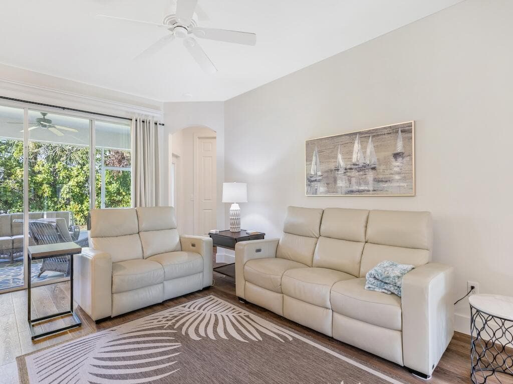 5765 W 1ST Square SW, Vero Beach, FL 32968 photo 3