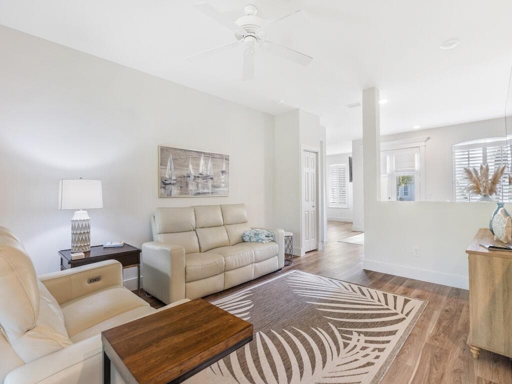 5765 W 1ST Square SW, Vero Beach, FL 32968 photo 4