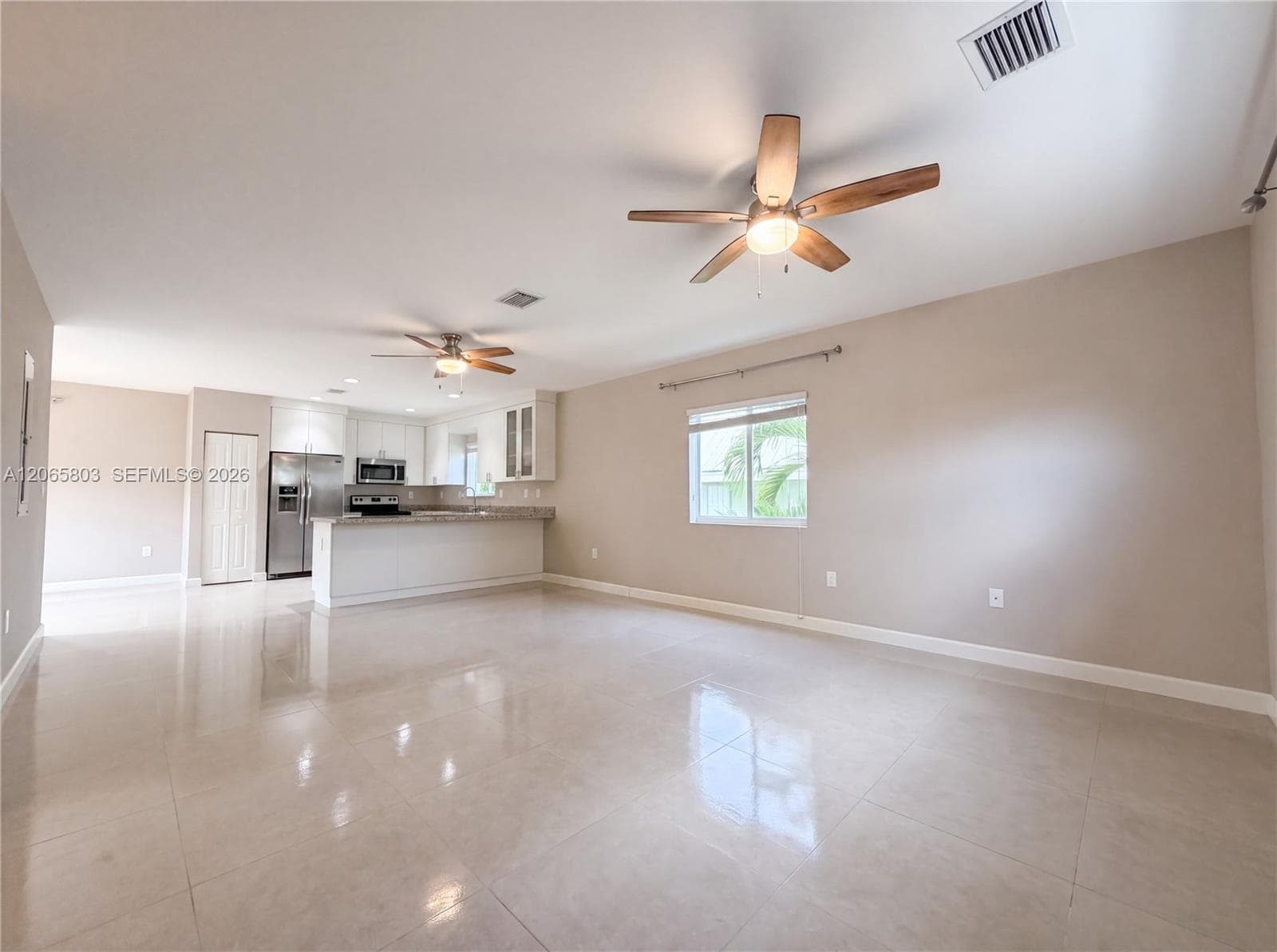 17 Lakeview Dr, Key Largo, FL 33037 photo 3