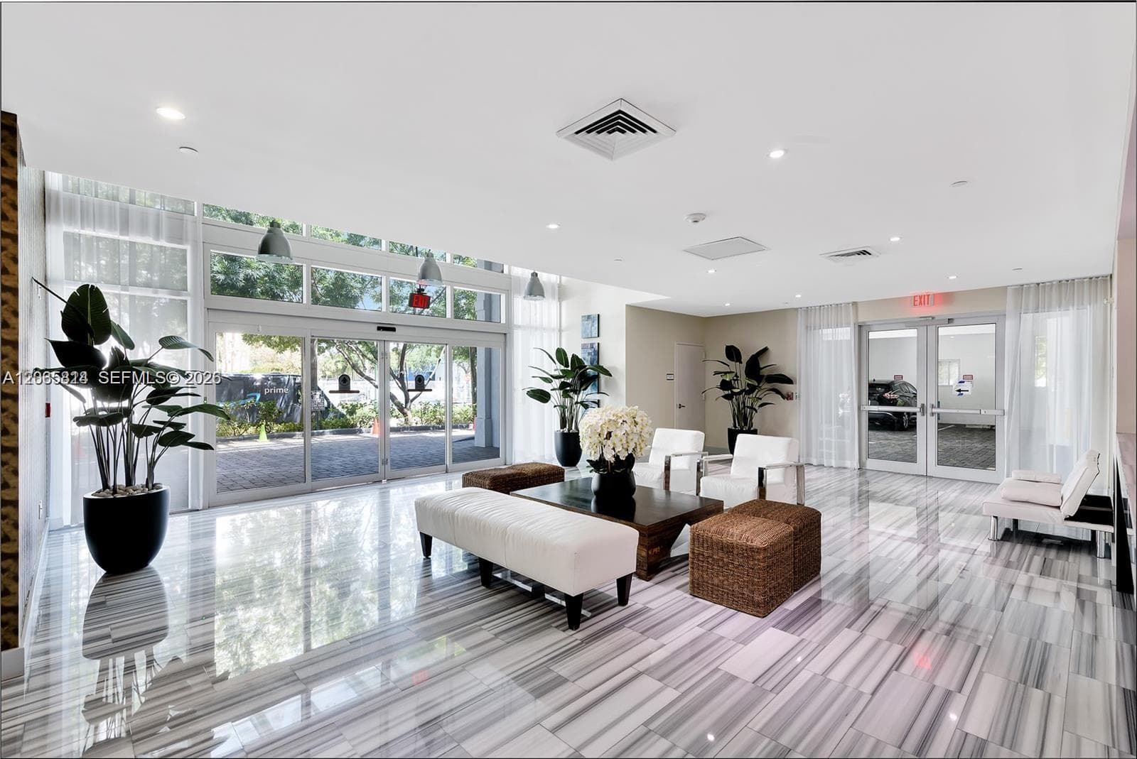 3030 NE 188th St # 603, Aventura, FL 33180