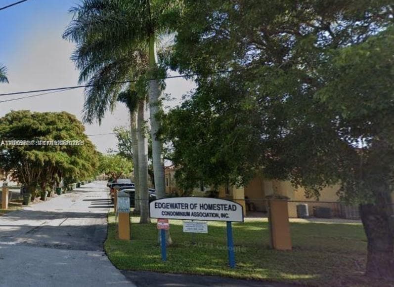 61 NE 13th Ave, Homestead, FL 33033 photo 2