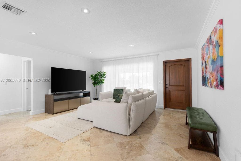 261 SE 4th St, Pompano Beach, FL 33060 photo 4
