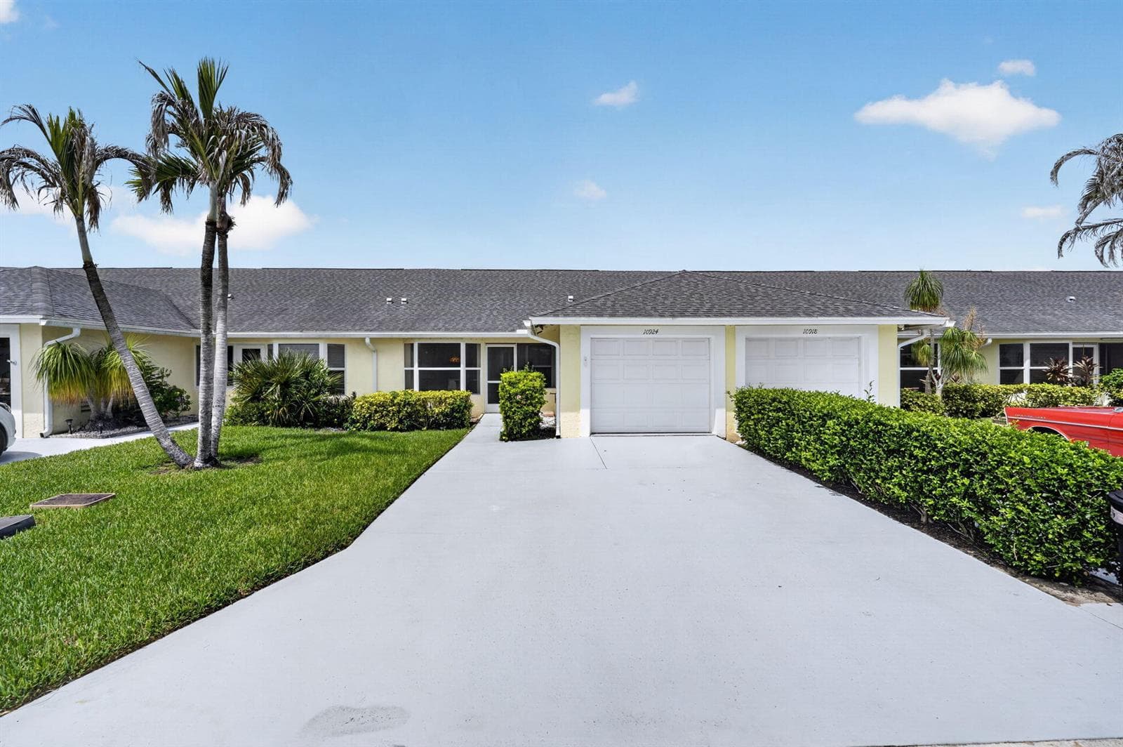 10924 SE STONEHILL Lane, Hobe Sound, FL 33455 photo 2