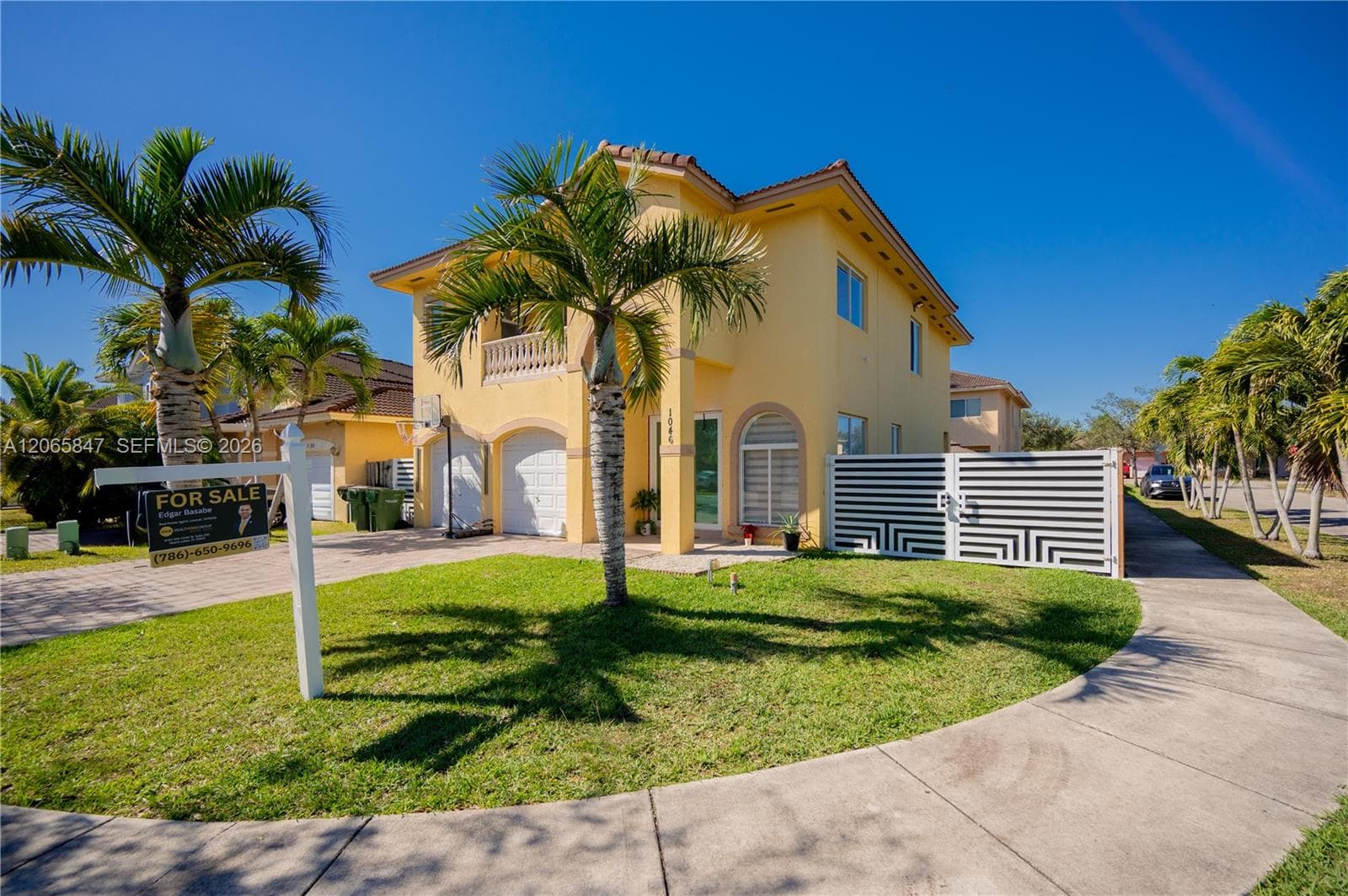 1046 NE 17th Ter, Homestead, FL 33033 photo 2