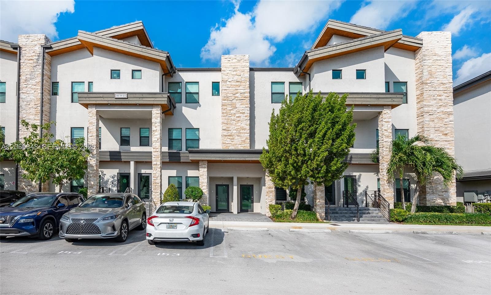 10461 NW 82nd St # 10, Doral, FL 33178