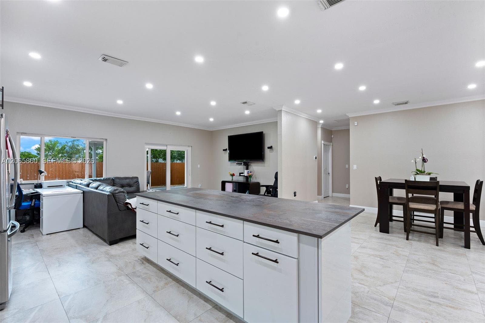 15717 SW 138th Ter, Miami, FL 33196 photo 5