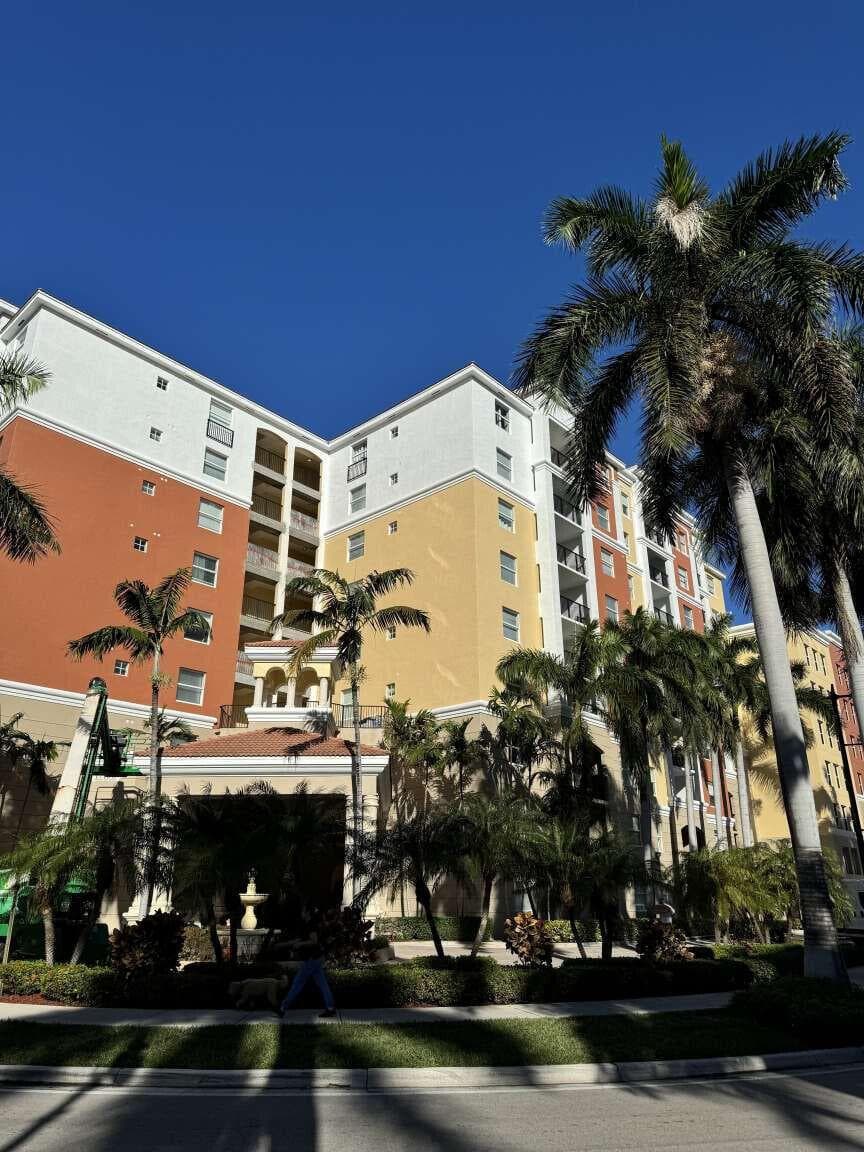 17125 N Bay Road # 3102, Sunny Isles Beach, FL 33160 photo 2