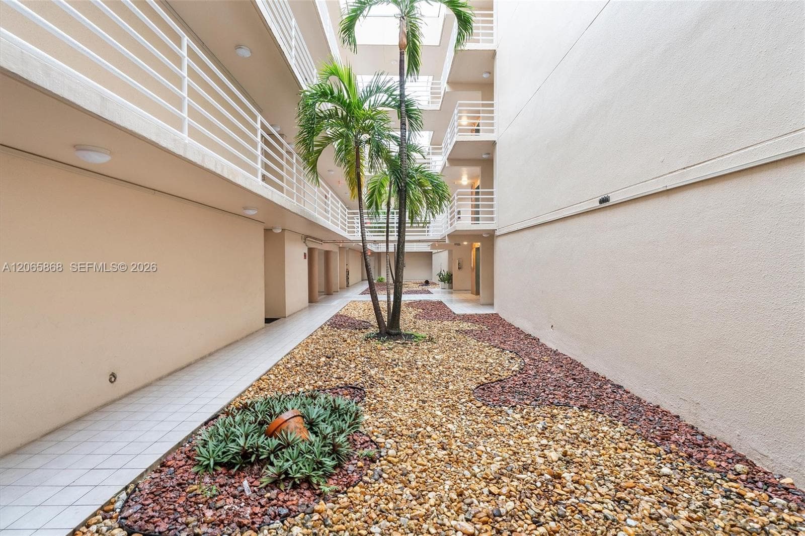 8050 NW 8th St # 1110, Miami, FL 33126 photo 4