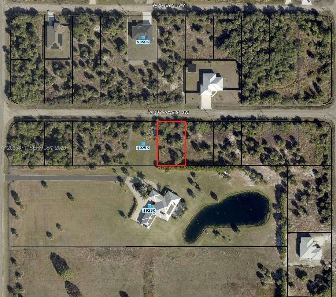 650 SW Windy Cove Street, Palm Bay, FL 32908