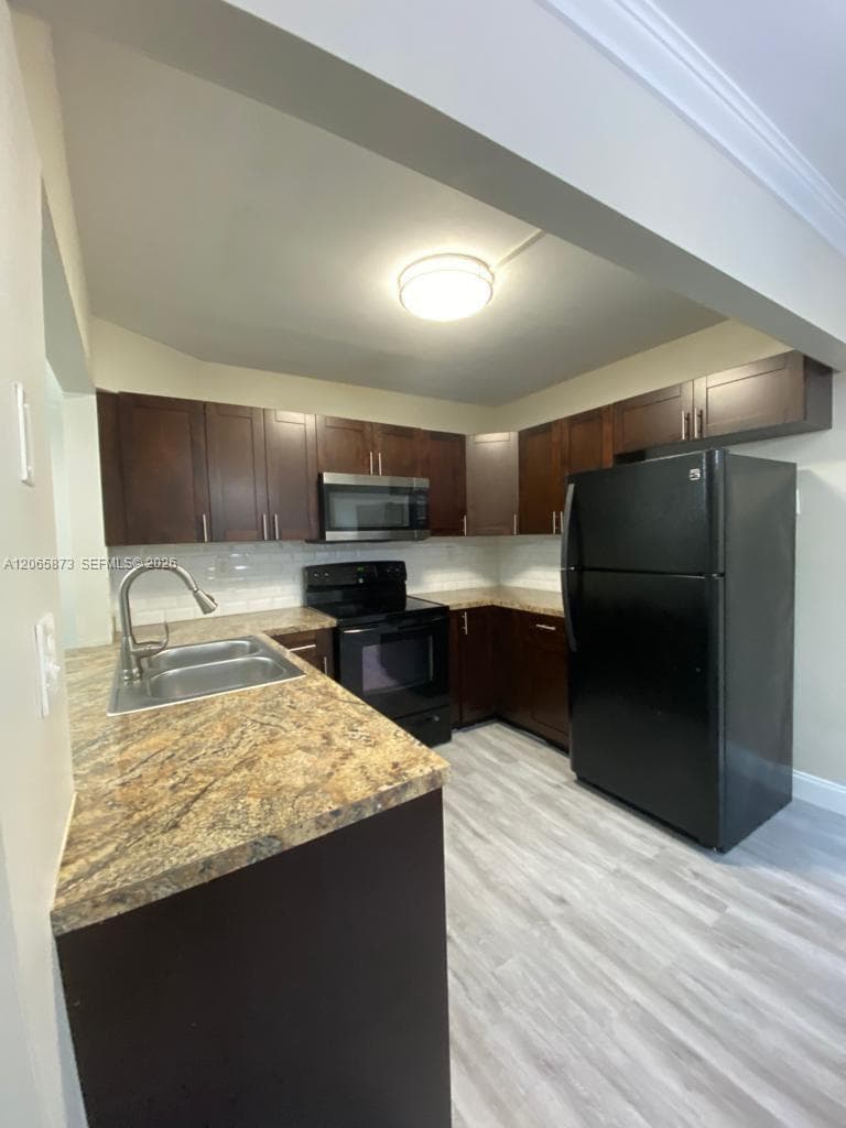 446 NE 210th Cir Ter # 101-6A, Miami, FL 33179 photo 3