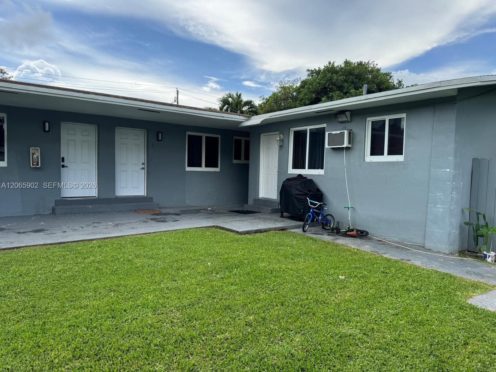1864 NW 28th St # 5, Miami, FL 33142 photo 5