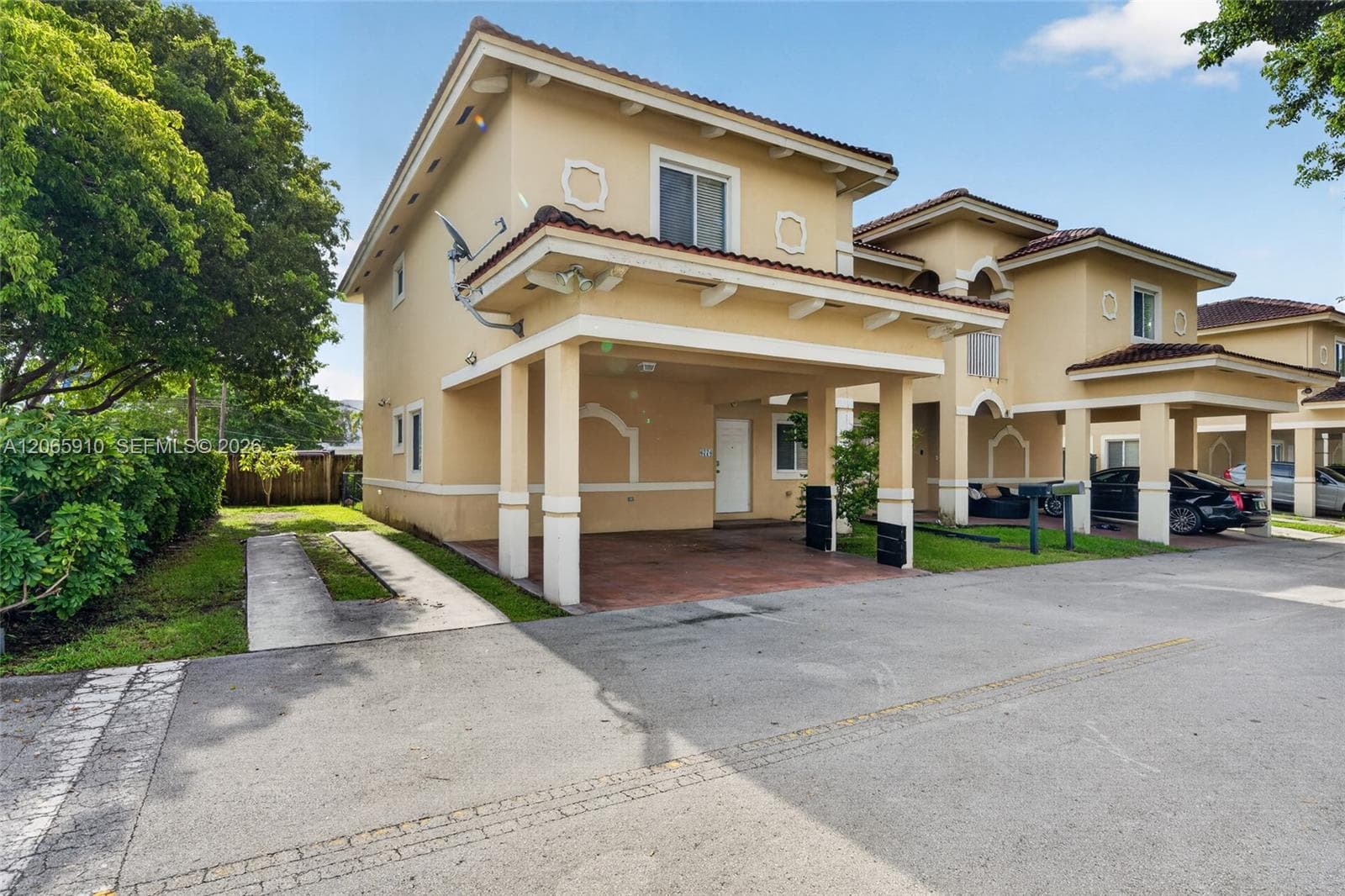 6776 SW 22nd St, Miami, FL 33155