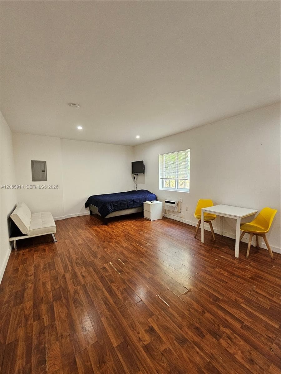 1345 Pennsylvania Ave # 3C, Miami Beach, FL 33139 photo 5