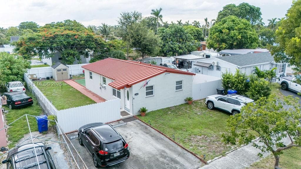 1600 N 68th Ave, Hollywood, FL 33024 photo 4