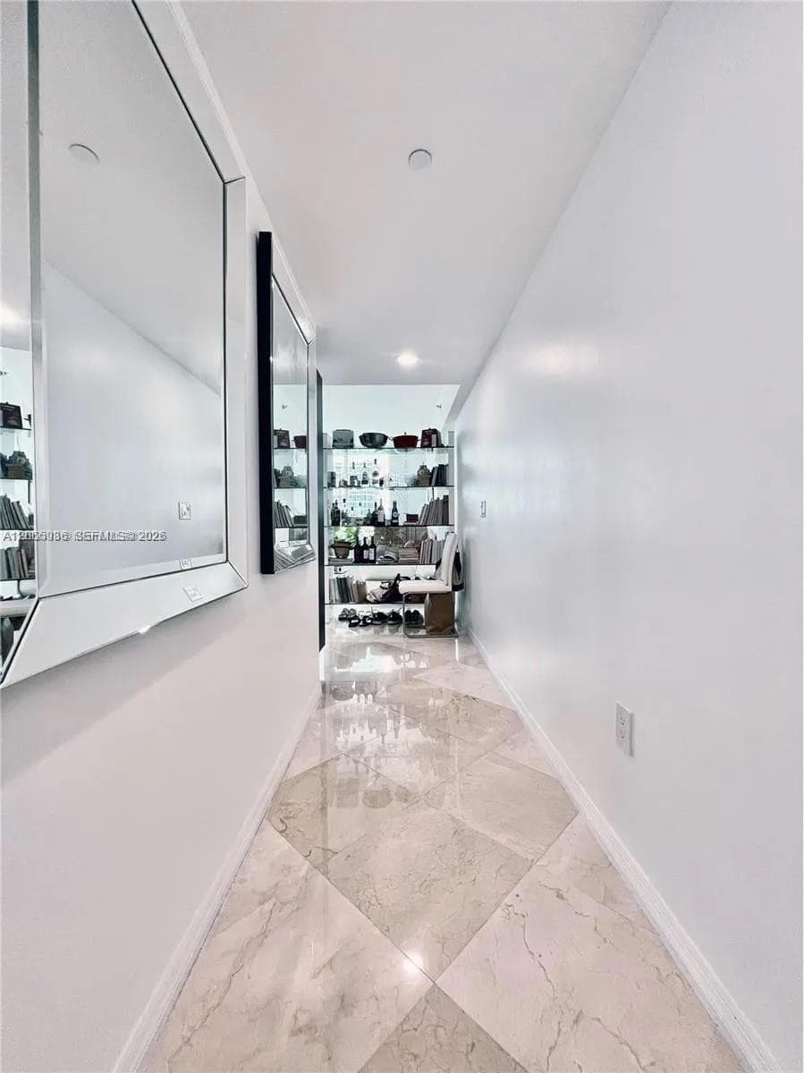 950 Brickell Bay Dr # 1807, Miami, FL 33131 photo 3