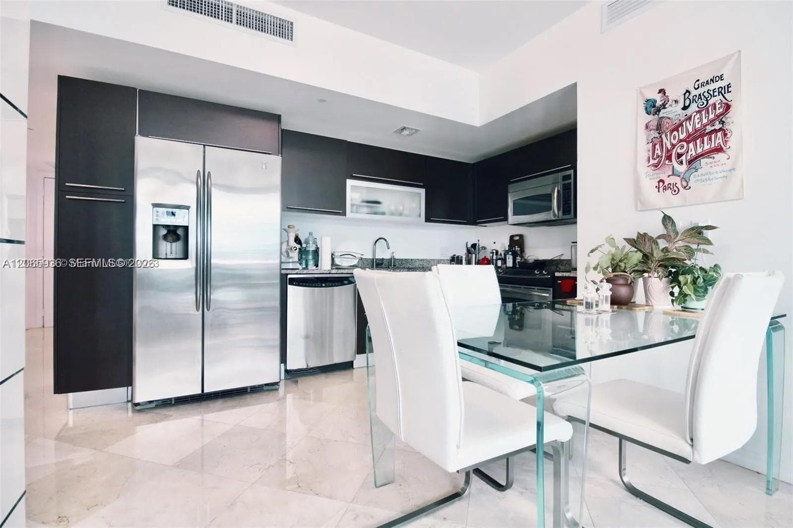 950 Brickell Bay Dr # 1807, Miami, FL 33131 photo 4